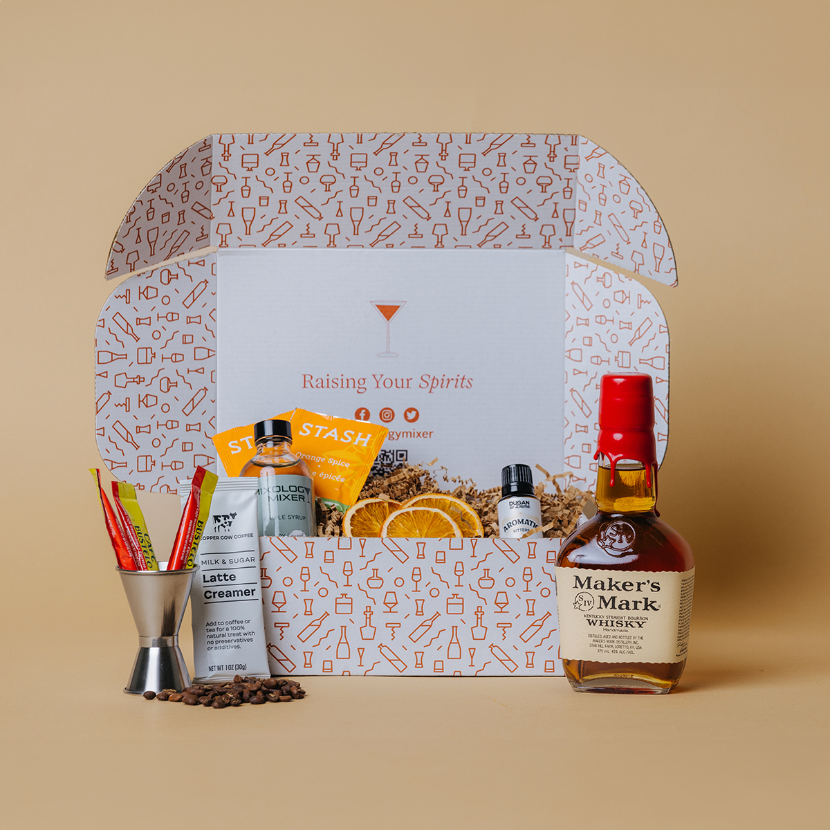 whiskey cocktails kit and gift